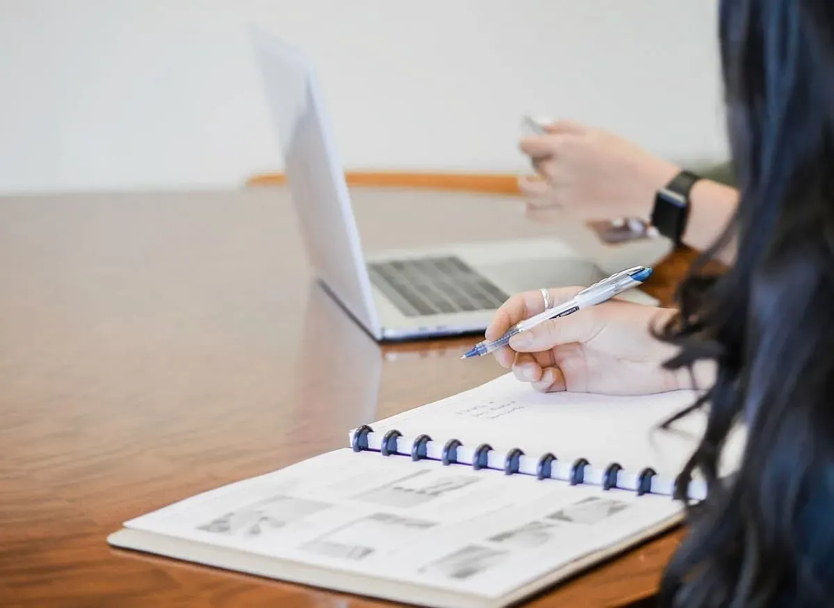 Evidence Technology - Ejercicios de Contabilidad de Costos
